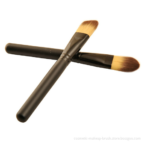 Black liquid foundation brush applicator